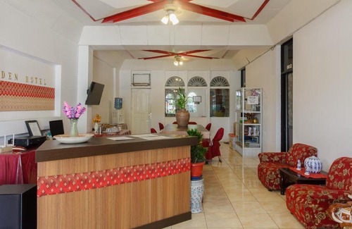 Padang House | Budget-Friendly Stay at RedDoorz Syariah near Universitas Negeri Padang