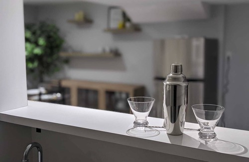 Pickering House | Cozy 2 Bedroom Suite at RedDore - Guest Rated 10/10