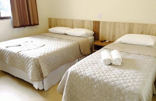 Regiao Norte Hotel | Relax at Hotel Biton: Pool, Spa & Breakfast Included