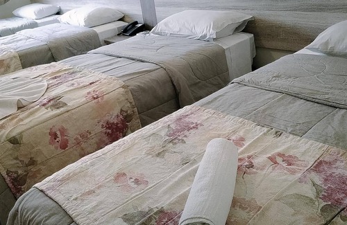 Regiao Norte Hotel | Relax at Hotel Biton: Pool, Spa & Breakfast Included