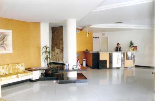 Centro Hotel | Beachfront Bliss at Hotel Jangadeiro with Ocean Views