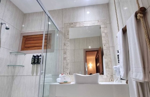 Guajiru Hotel | Ocean View Oasis at Rede Beach with Pool and Spa Amenities