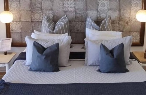 Guajiru Hotel | Ocean View Oasis at Rede Beach with Pool and Spa Amenities