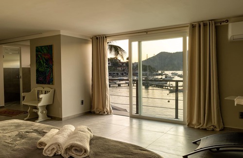 Marinas Bed & Breakfast | Discover Rede Reserva Costa Beach: Family-Friendly Escape