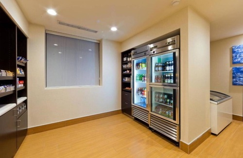 West Central Westminster House | Redefine travel at our all-suite Westminster hotel