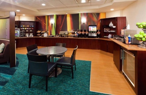 West Central Westminster House | Redefine travel at our all-suite Westminster hotel