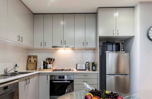 Redfern Apartment | Redfern One Bedroom Apartment with Breathtaking Views