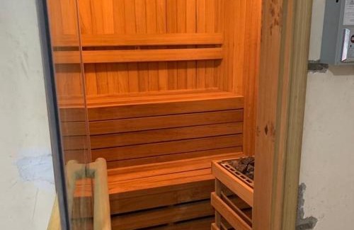 Ndenderu House | Cozy Redhill Container House with Private Spa Access