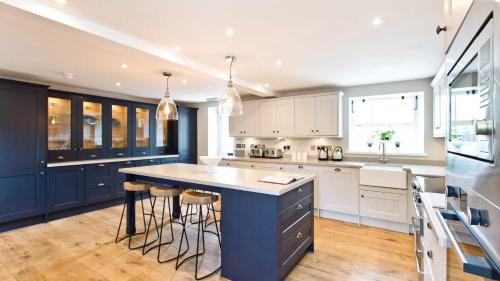 Newton Grange House | Discover Tranquility at Redhurst Barn Retreat