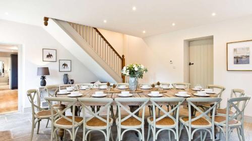 Newton Grange House | Discover Tranquility at Redhurst Barn Retreat