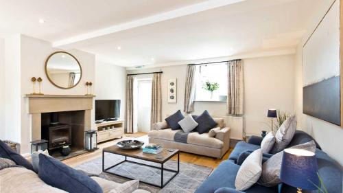 Newton Grange House | Discover Tranquility at Redhurst Barn Retreat