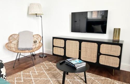 Bristol Apartment | Family-Friendly Stay at Redland Suites - Apartment 5