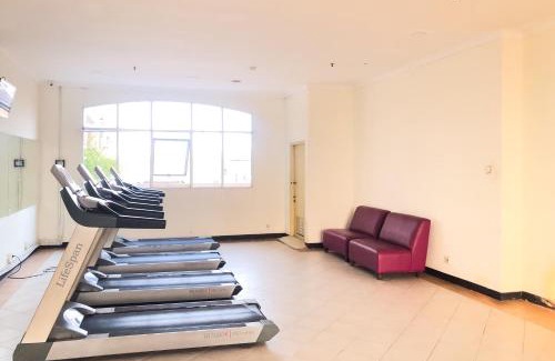 Chinatown Apartment | Family-Friendly Stay at RedLiving Apartemen Mediterania