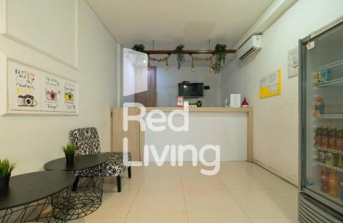 Citaringgul Hotel | Inviting RedLiving Apartemen Sentul Tower - Family-Friendly Oasis
