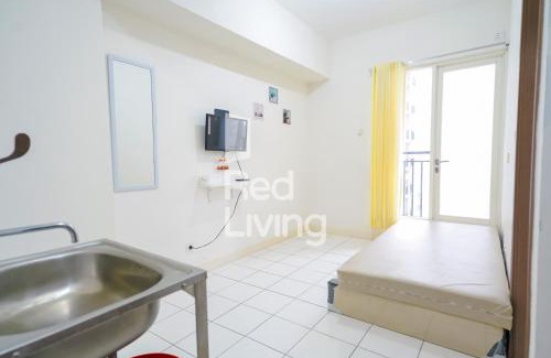 Depok Apartment | Discover RedLiving Podomoro Golf View Apartments with Pool