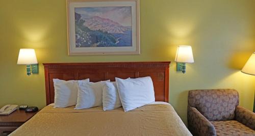 South Redondo Hotel | Welcoming Redondo Inn and Suites with Family-Friendly Amenities