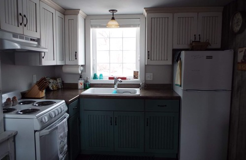 Redpath Cottage | Redpath Retreat: Experience Quiet Prairie Beauty & Comfort