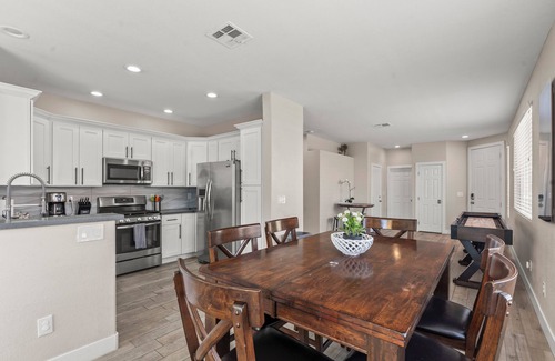 Summerlin South House | Discover RedRocks Retreat: Book Your Summerlin Getaway