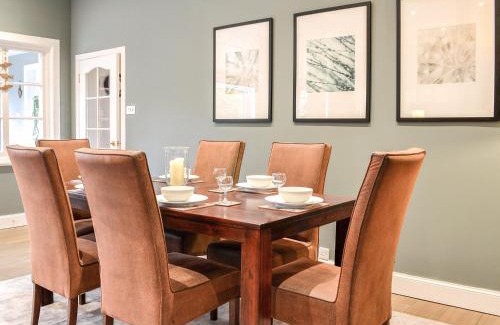 Forfar House | Cozy Redroofs By The Woods - Exceptional 9.6 Rated Retreat