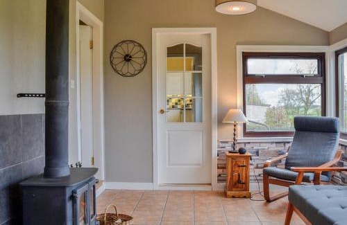 Forfar House | Cozy Redroofs By The Woods - Exceptional 9.6 Rated Retreat