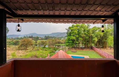 Lonavala Villa | Redstone 3BHK Villa: Pet-Friendly Stay with Pool & Breakfast