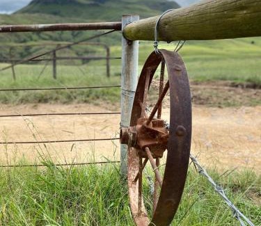 Kwa Sani House | Family-Friendly Retreat at Redversdale: 4x4 Recommended