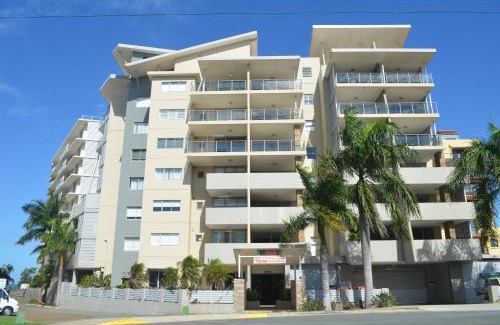 Redcliffe Apartment | Redvue Holiday Apartments: Oceanfront Bliss Awaits You