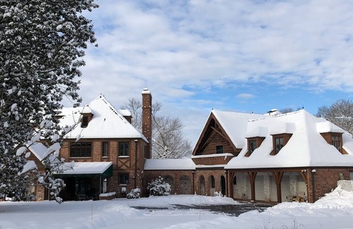 Boyds House | Discover Redwall Castle: Family-Friendly Retreat in Germantown