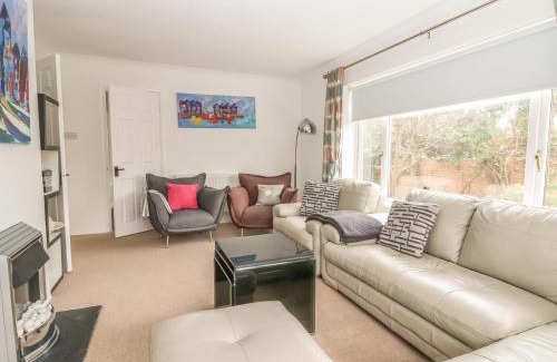 Broadstairs House | Ocean View Retreat at Redwood - 4-Star Guest Rated 10/10