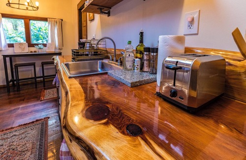 Fortuna House | Cozy Redwood Hiding Place with Family-Friendly Amenities
