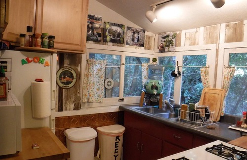 Felton Cabin | Serene Redwood Mountain Hideaway Near Santa Cruz & Lake