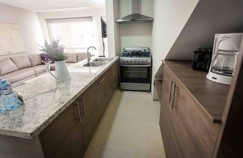 San Luis Potosi Villa | Comfortable Redwood Villas: Extended Stay with Pool & Spa