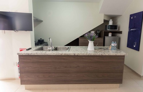 San Luis Potosi Villa | Comfortable Redwood Villas: Extended Stay with Pool & Spa