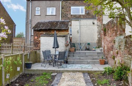 Aspatria House | Pet-Friendly Retreat at Reed Cottage for Families
