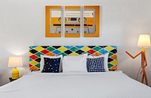 Springerville Hotel | Discover Reeds Lodge: Pet-Friendly Retreat with Pool Access