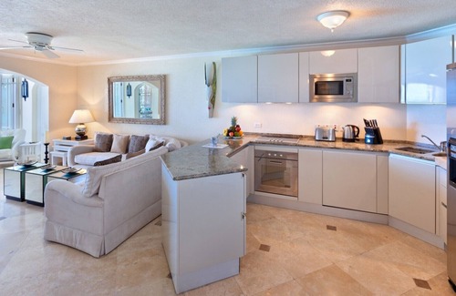 Reeds Bay Villa | Reeds Penthouse #12: Inviting 3 Bedroom Villa by Reeds Bay