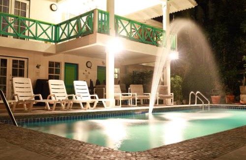 Bon Accord Village Villa | Reefside Villa: Oceanview Bliss with Pool & 10/10 Reviews