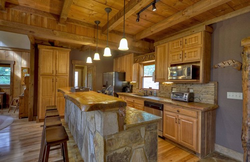 Cashes Valley Cabin | Experience Reel Creek Lodge: Relax by Fightingtown Creek