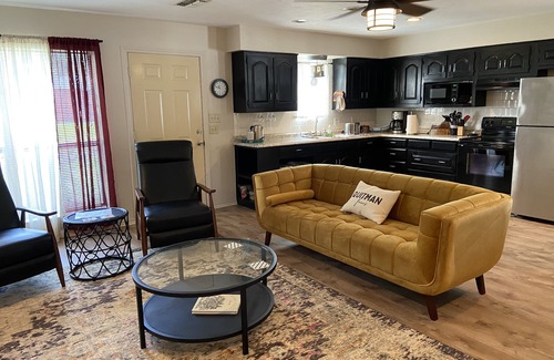 Quitman Hotel | Reel Inn and Lodge: Family-Friendly Retreat with Dining Options