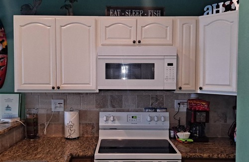 Corpus Christi Condo | Ultimate Couples Retreat with Private Pool & Ocean Views