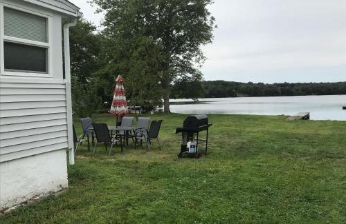 Bolton House | Relax at Reel Simple Bolton Lake Cottage with Private Beach