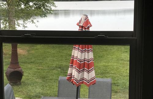 Bolton House | Relax at Reel Simple Bolton Lake Cottage with Private Beach