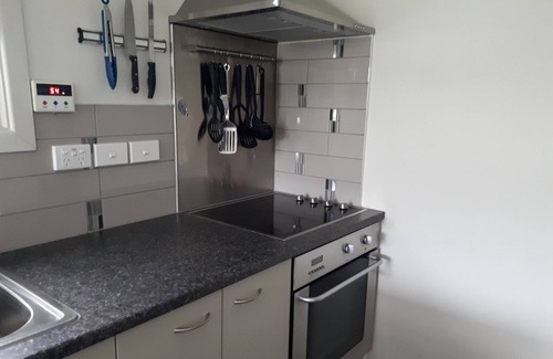 Te Rangiita Apartment | Relax and Explore at REELAX-ATION by the Lake