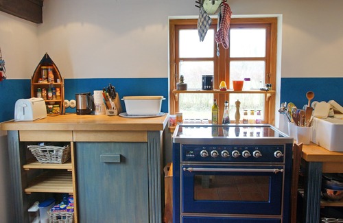 Niesgrau House | Guest Rated 10/10 at Reetdachkate Seaside with Ocean View