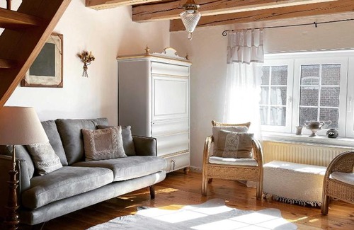 Dorphof House | Inviting Reetdachkaten in Schuby, Ostsee - Family Friendly Stay