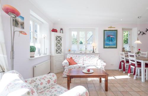 Risum-Lindholm House | Reethüs Brodersen: Pet-Friendly Retreat with 9/10 Rating