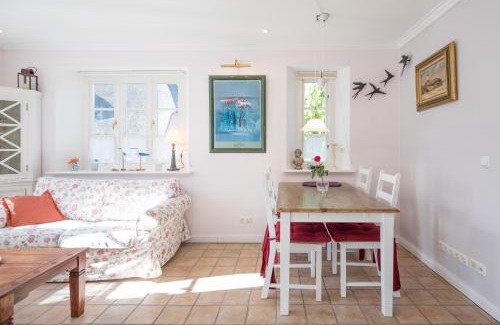 Risum-Lindholm House | Reethüs Brodersen: Pet-Friendly Retreat with 9/10 Rating