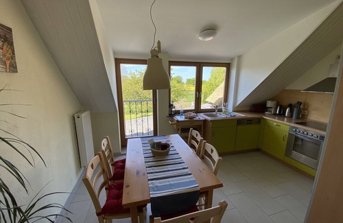 Vilmnitz Apartment | Pet-Friendly Reethaus Vilmnitz Ferienwohnung "goor" Retreat