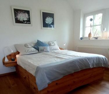 Rankwitz House | Oceanfront Retreat at Reethus-am-Hafen Ferienhaus Westbrise
