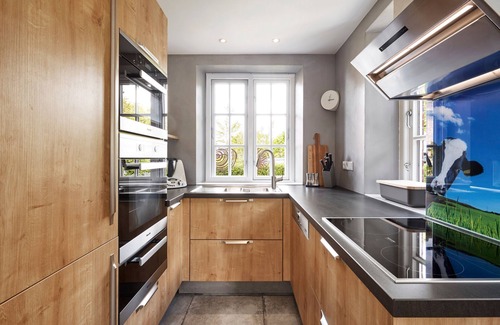 Borgsum House | Pet-Friendly Retreat at Reethus Nordstil - Oceanfront Bliss